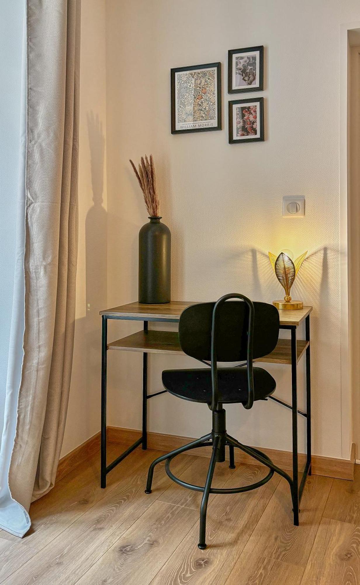 Le Oliva Chez Les M By Primo Conciergerie Apartment Невер Екстериор снимка